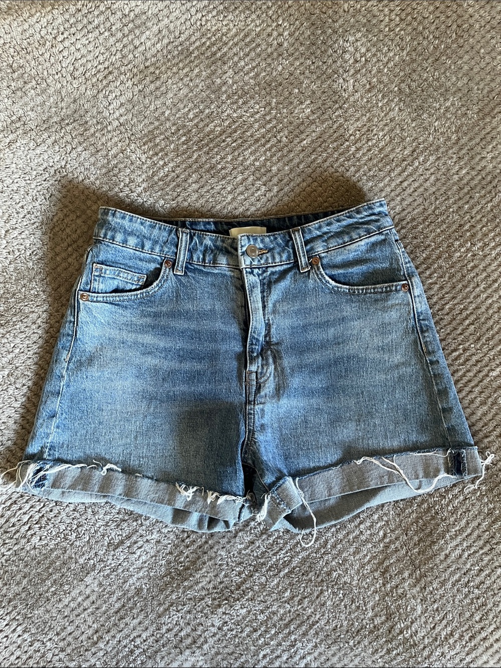 H&M Cuffed Denim Shorts